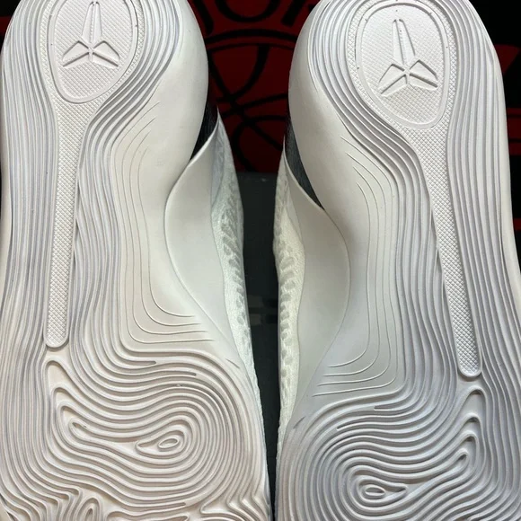 Nike Kobe 9 proto haloLow in White